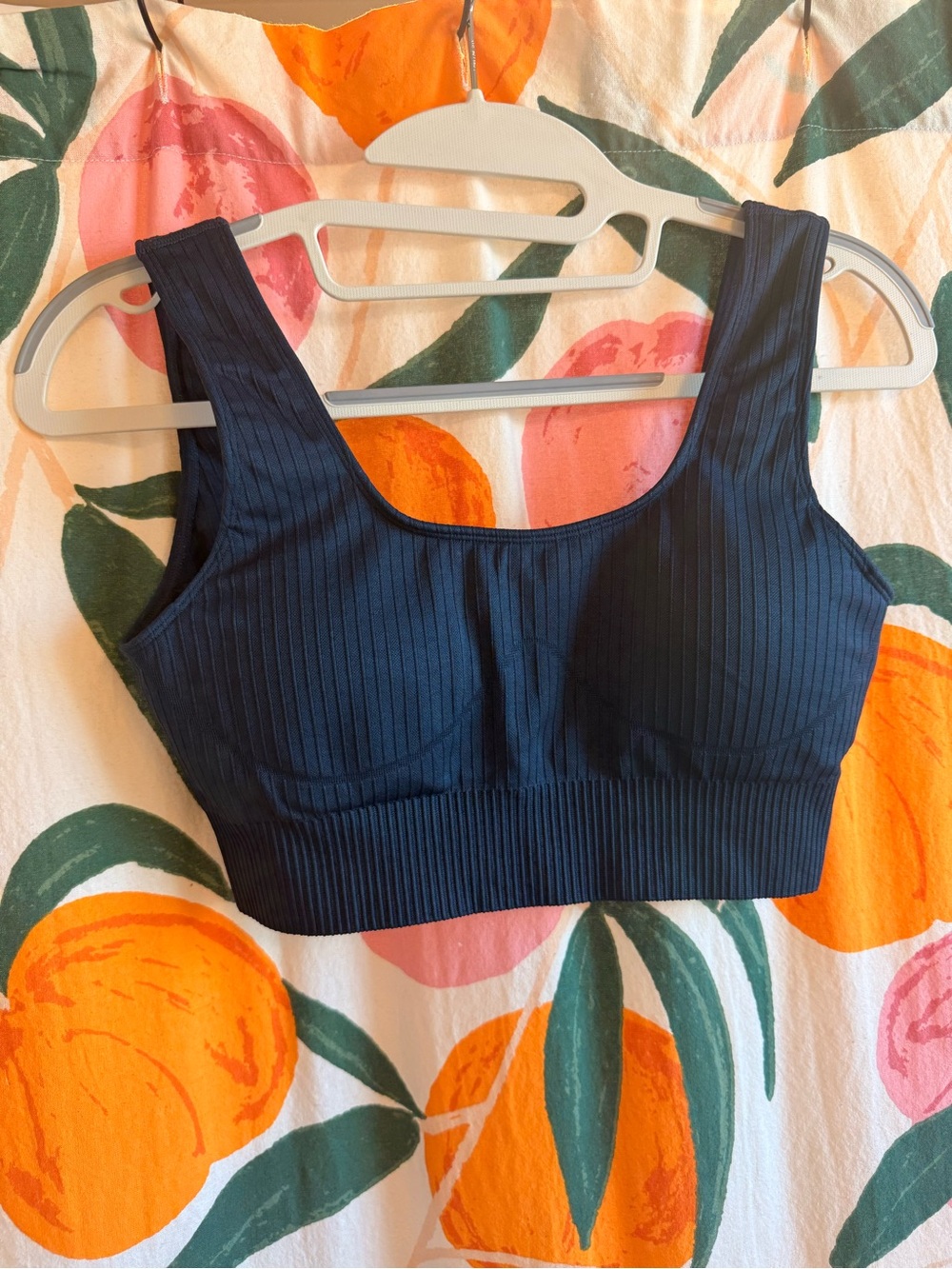 Ribbed Supportive Scoop Sports Bra — Navy